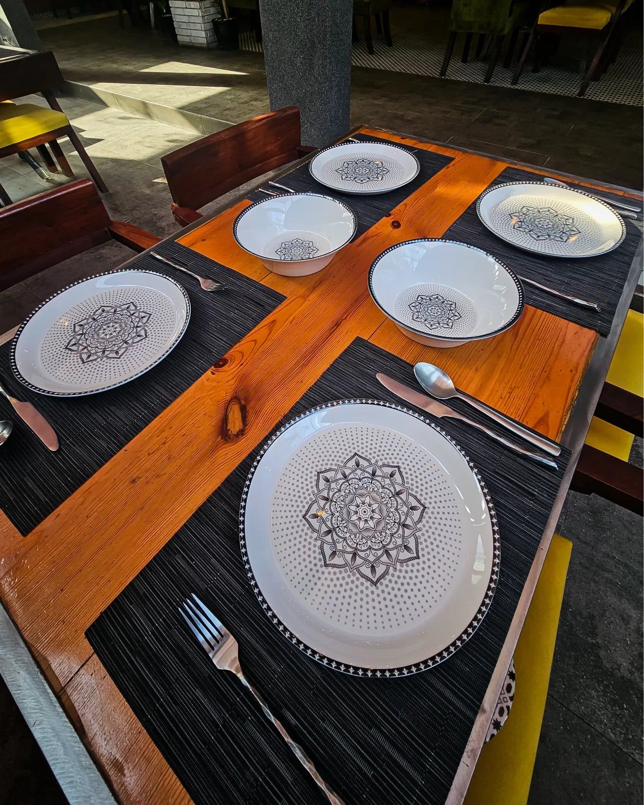 Nishat Dinner Set