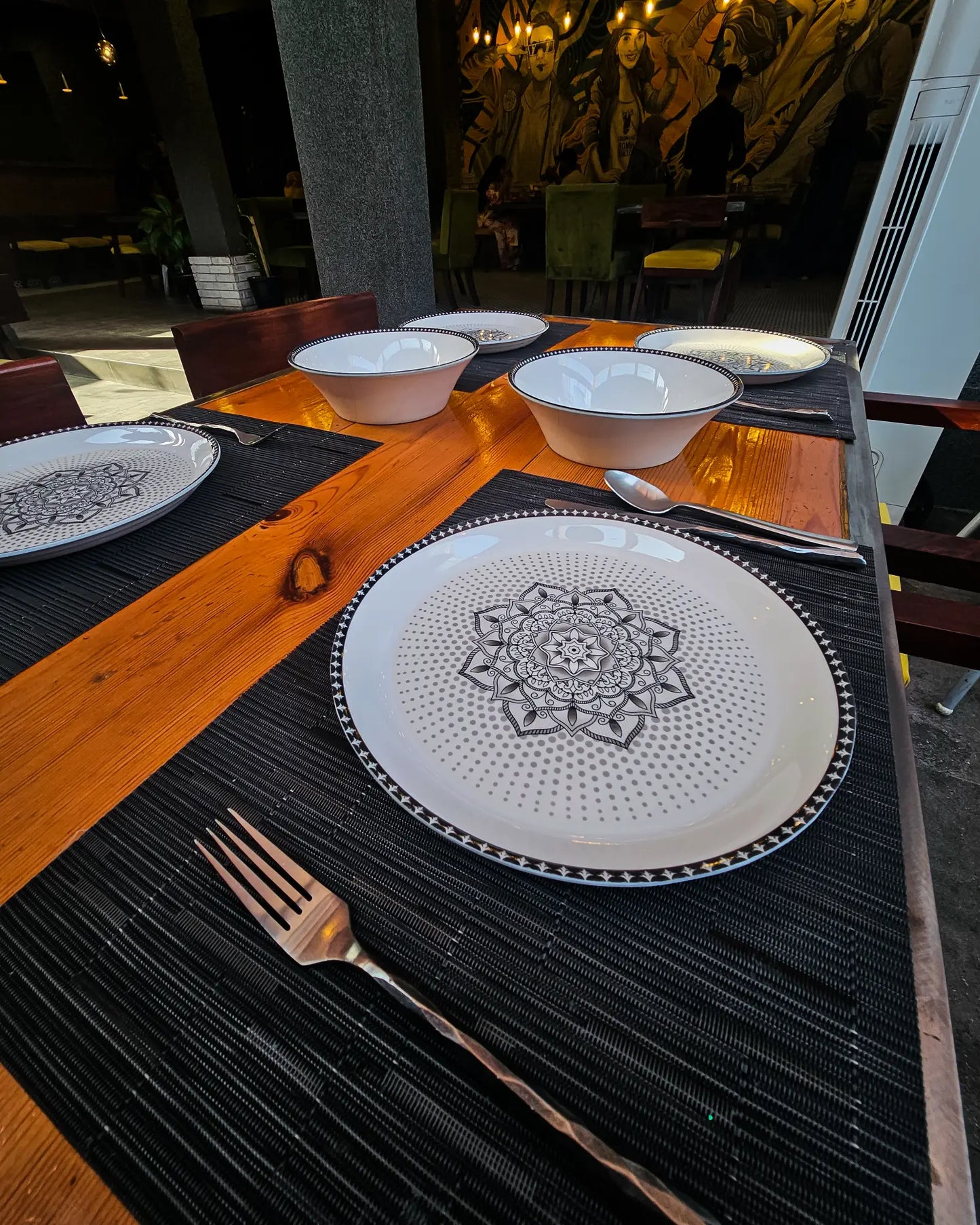 Nishat Dinner Set